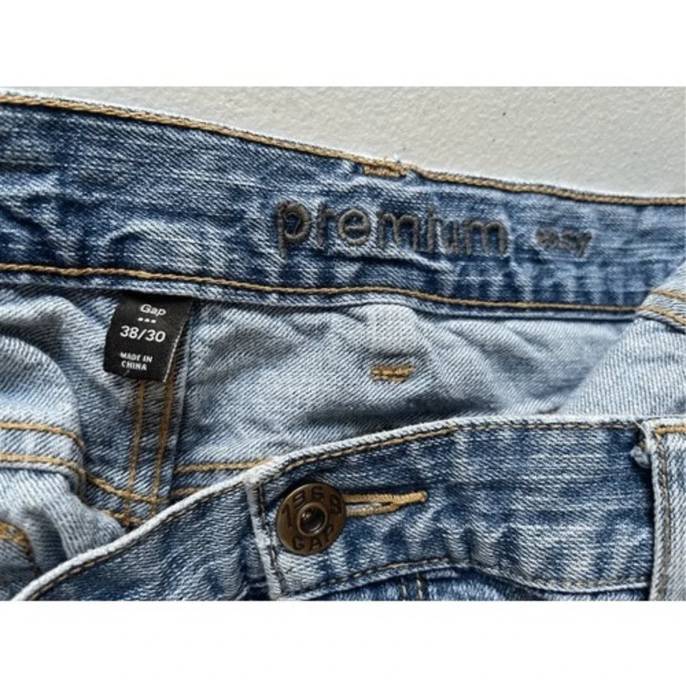 Gap Premium Easy Men's‎ Jeans Size 38x30 Light Wash Denim Classic Casual